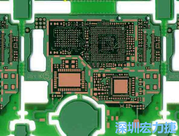 在產品極度要求小型化設計時，可利用HDI板材壓縮主板面積，同時具減輕重量優點。